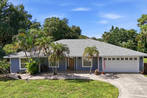 Villa ou maison à Englewood, Floride 4 chambres, 185.25 m2 № 2424087