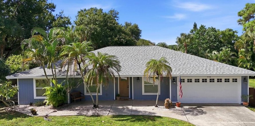 Villa ou maison à Englewood, Floride 4 chambres, 185.25 m2 № 2424087