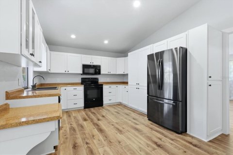 Villa ou maison à vendre à Englewood, Floride: 4 chambres, 185.25 m2 № 2424087 - photo 16