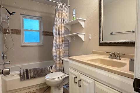 Casa en alquiler en Safety Harbor, Florida, 4 dormitorios, 128.48 m2 № 1919326 - foto 17
