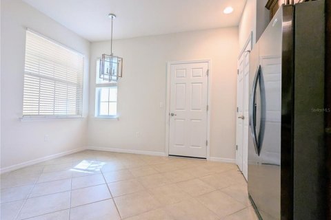 Touwnhouse à vendre à Sarasota, Floride: 3 chambres, 185.15 m2 № 1910612 - photo 4