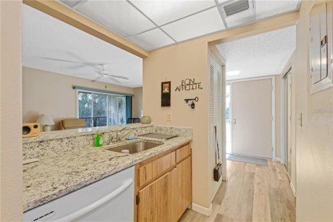 Copropriété à louer à Deltona, Floride: 2 chambres, 83.33 m2 № 2102205 - photo 12