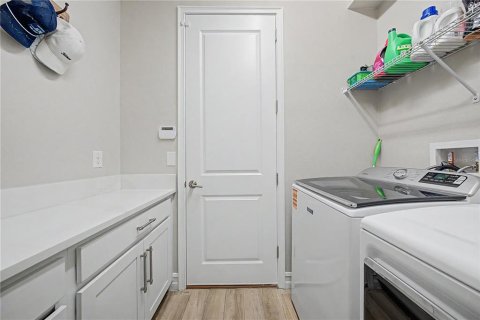 Villa ou maison à vendre à Lutz, Floride: 3 chambres, 198.53 m2 № 2315259 - photo 29