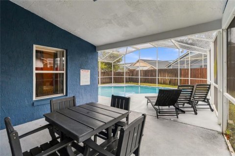 House in Kissimmee, Florida 3 bedrooms, 144.28 sq.m. № 2406259 - photo 23