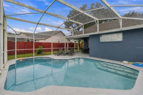 House in Kissimmee, Florida 3 bedrooms, 144.28 sq.m. № 2406259 - photo 21