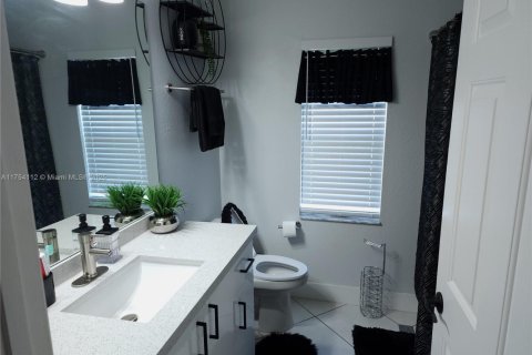 Casa en venta en Vero Beach, Florida, 3 dormitorios, 135.92 m2 № 1861890 - foto 28