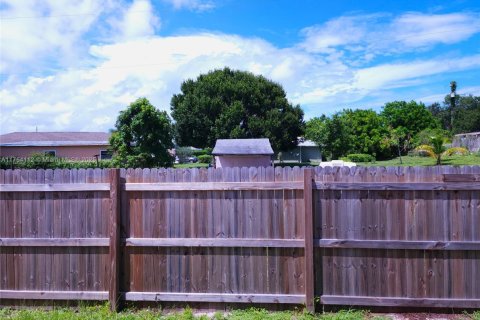 Casa en venta en Vero Beach, Florida, 3 dormitorios, 135.92 m2 № 1861890 - foto 15