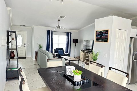 Casa en venta en Vero Beach, Florida, 3 dormitorios, 135.92 m2 № 1861890 - foto 23