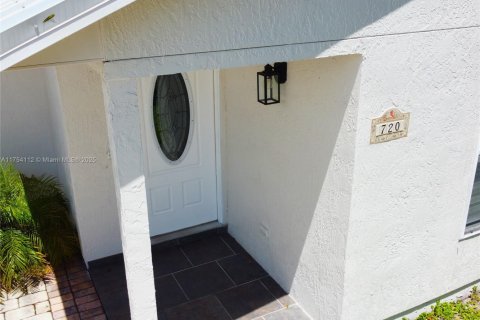 Casa en venta en Vero Beach, Florida, 3 dormitorios, 135.92 m2 № 1861890 - foto 4