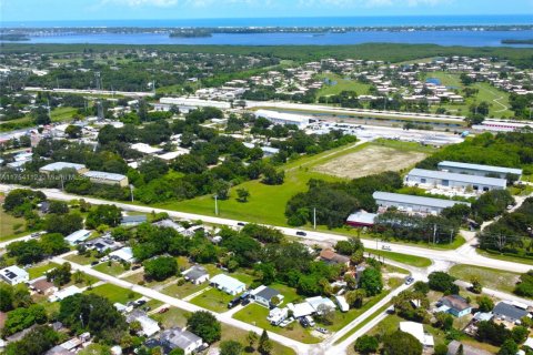 Casa en venta en Vero Beach, Florida, 3 dormitorios, 135.92 m2 № 1861890 - foto 11