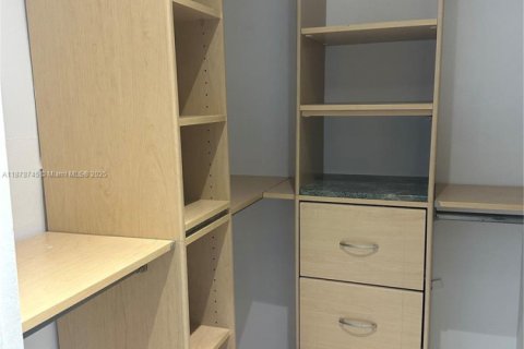 Copropriété à louer à Miami Beach, Floride: 1 chambre, 64.66 m2 № 1927579 - photo 16