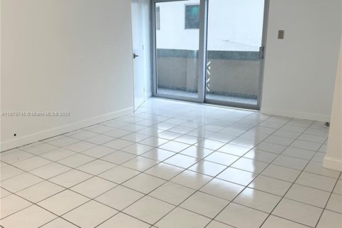 Copropriété à louer à Miami Beach, Floride: 1 chambre, 64.66 m2 № 1927579 - photo 5