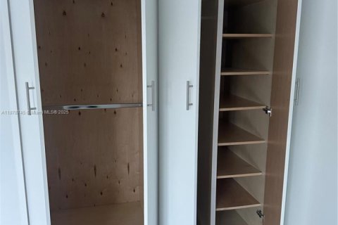 Copropriété à louer à Miami Beach, Floride: 1 chambre, 64.66 m2 № 1927579 - photo 17