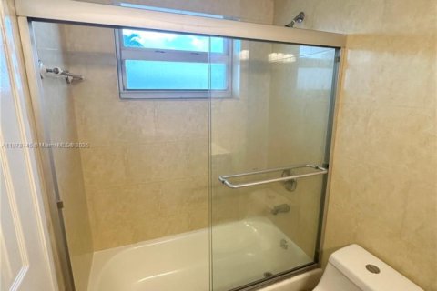 Copropriété à louer à Miami Beach, Floride: 1 chambre, 64.66 m2 № 1927579 - photo 13