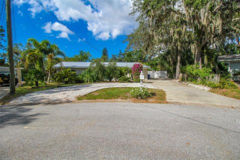 Villa ou maison à Sarasota, Floride 4 chambres, 190.82 m2 № 2298771