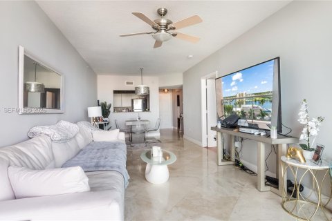 Condo in Fort Lauderdale, Florida, 1 bedroom  № 2257495