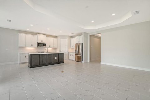 Villa ou maison à vendre à Sarasota, Floride: 3 chambres, 196.02 m2 № 2436676 - photo 17