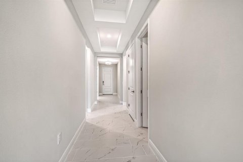 Villa ou maison à vendre à Sarasota, Floride: 3 chambres, 196.02 m2 № 2436676 - photo 18