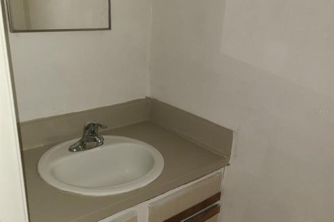 Condo in Orlando, Florida, 3 bedrooms  № 2166430 - photo 5
