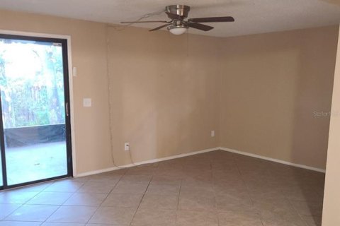 Condo in Orlando, Florida, 3 bedrooms  № 2166430 - photo 8