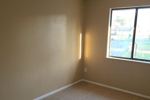 Condo in Orlando, Florida, 3 bedrooms  № 2166430 - photo 18