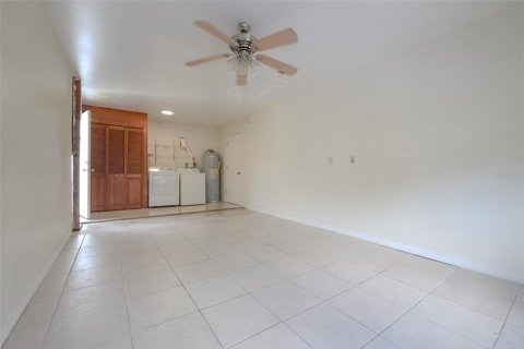 House in Orlando, Florida 3 bedrooms, 123.19 sq.m. № 1906392 - photo 17