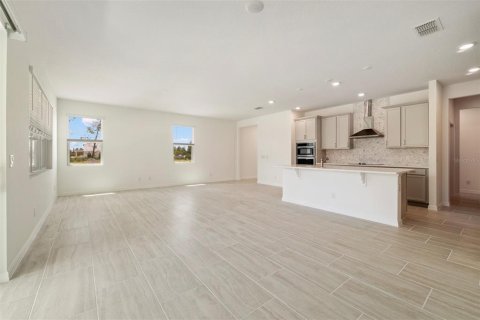 House in DeLand, Florida 4 bedrooms, 233.46 sq.m. № 1774687 - photo 9