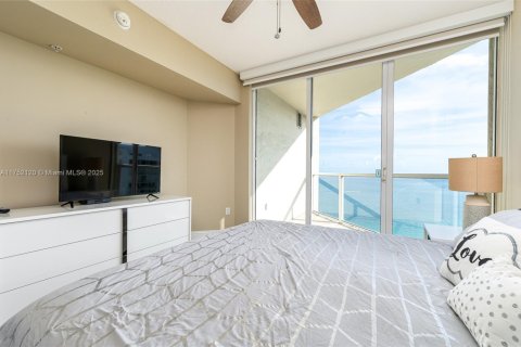 Condo in Sunny Isles Beach, Florida, 1 bedroom  № 1961517 - photo 12