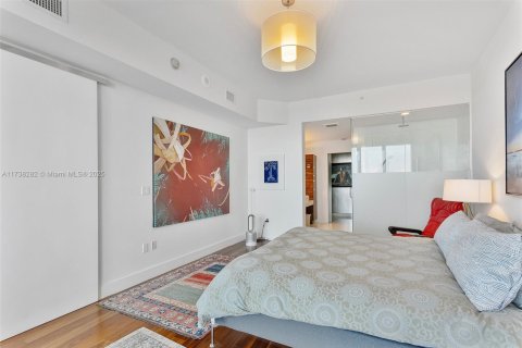 Condominio en venta en Miami, Florida, 2 dormitorios, 155.43 m2 № 1716152 - foto 14