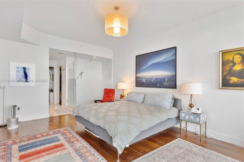 Condominio en venta en Miami, Florida, 2 dormitorios, 155.43 m2 № 1716152 - foto 13