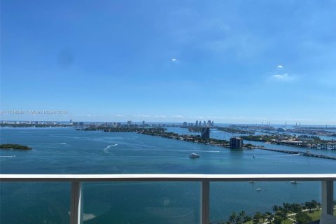 Condominio en venta en Miami, Florida, 2 dormitorios, 155.43 m2 № 1716152 - foto 25