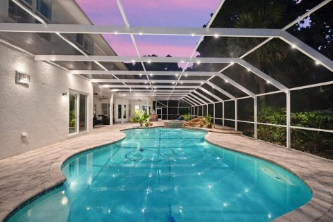 Villa ou maison à vendre à Tampa, Floride: 5 chambres, 723.8 m2 № 2200644 - photo 4