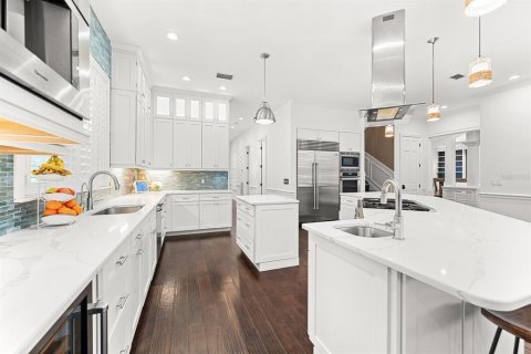 Villa ou maison à vendre à Tampa, Floride: 5 chambres, 723.8 m2 № 2200644 - photo 30
