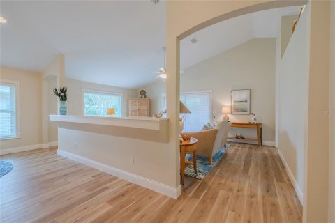 House in New Smyrna Beach, Florida 3 bedrooms, 146.51 sq.m. № 1434276 - photo 10