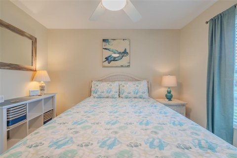 House in New Smyrna Beach, Florida 3 bedrooms, 146.51 sq.m. № 1434276 - photo 21