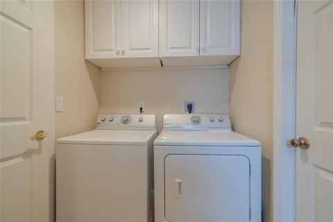 House in New Smyrna Beach, Florida 3 bedrooms, 146.51 sq.m. № 1434276 - photo 27