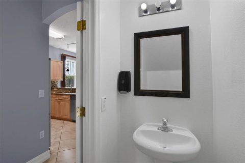 House in Orlando, Florida 3 bedrooms, 178.37 sq.m. № 1792042 - photo 14