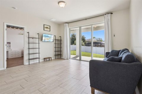 Villa ou maison à vendre à Clermont, Floride: 4 chambres, 221.39 m2 № 2148382 - photo 18