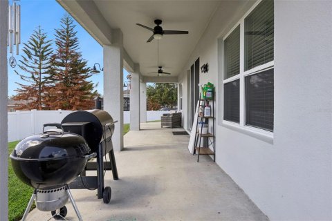 Villa ou maison à vendre à Clermont, Floride: 4 chambres, 221.39 m2 № 2148382 - photo 22