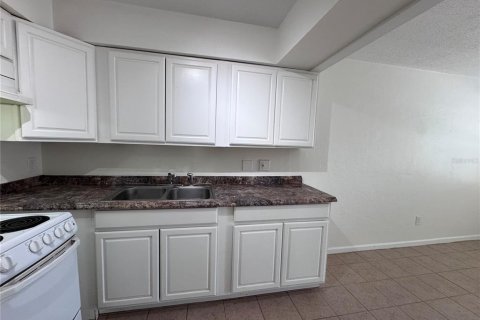 Appartement à louer à Winter Park, Floride: 2 chambres, 100.71 m2 № 2413483 - photo 3