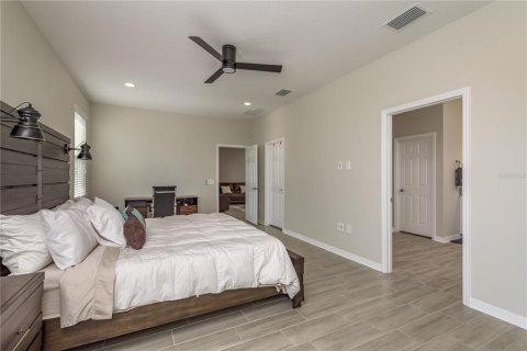 Casa en venta en Spring Hill, Florida, 3 dormitorios, 194.72 m2 № 1795620 - foto 20