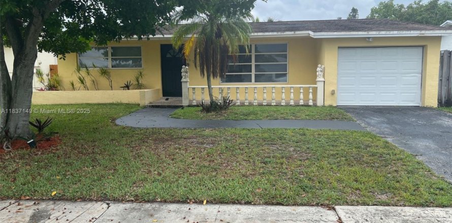 Casa en Sunrise, Florida 3 dormitorios, 142.79 m2 № 1823728