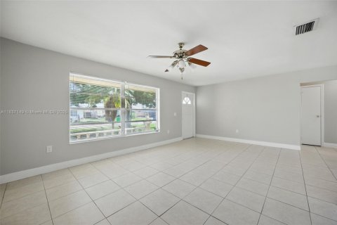 Casa en venta en Sunrise, Florida, 3 dormitorios, 142.79 m2 № 1823728 - foto 21