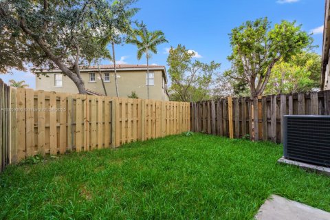 Touwnhouse à vendre à Homestead, Floride: 4 chambres, 172.05 m2 № 1981699 - photo 18