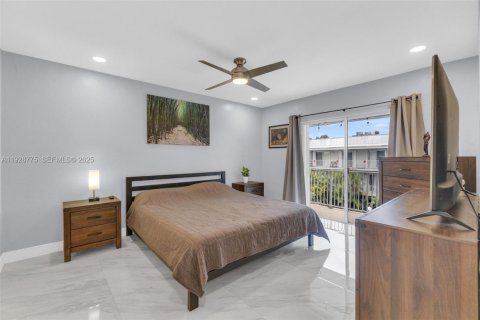 Copropriété à vendre à Miami, Floride: 2 chambres, 87.14 m2 № 1987424 - photo 6