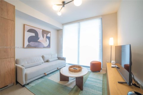 Condominio en alquiler en Miami, Florida, 1 dormitorio, 55.74 m2 № 2155077 - foto 6