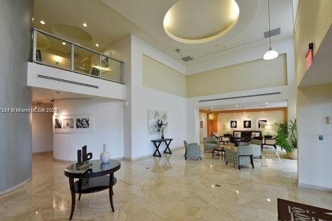 Copropriété à vendre à Hallandale Beach, Floride: 2 chambres, 92.9 m2 № 2013788 - photo 3