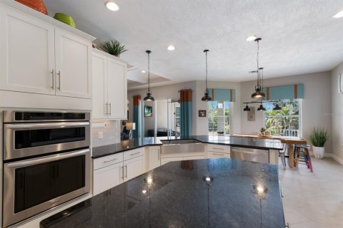 Casa en venta en Bradenton, Florida, 4 dormitorios, 336.21 m2 № 1574707 - foto 15