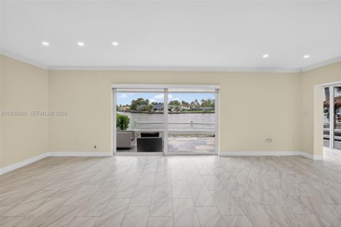 Купить кондоминиум в Халландейл-Бич, Флорида 2 спальни, 111.48м2, № 2006719 - фото 21