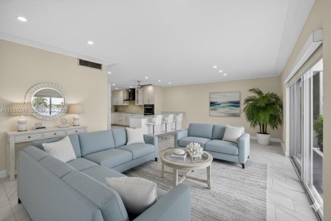 Купить кондоминиум в Халландейл-Бич, Флорида 2 спальни, 111.48м2, № 2006719 - фото 6